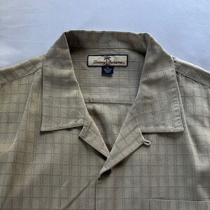 Tommy Bahama Men's 100% Silk Olive Casual Short Sleeve Shirt